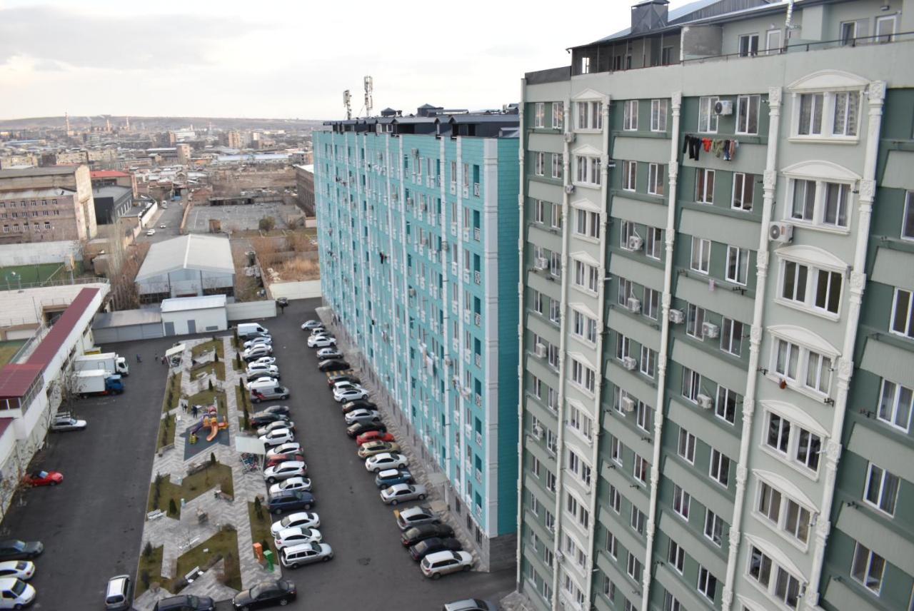 Loft Apartment In Yerevan Exterior foto